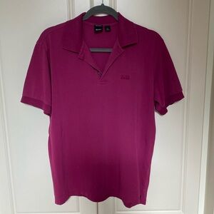 HUGO BOSS MEN’S POLO SHIRT SIZE M .